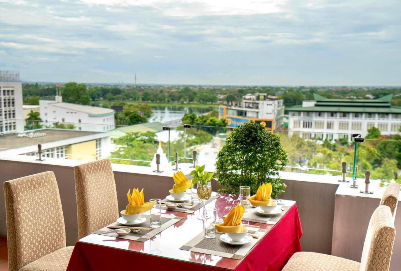 Park View Hotel Hué Eksteriør billede